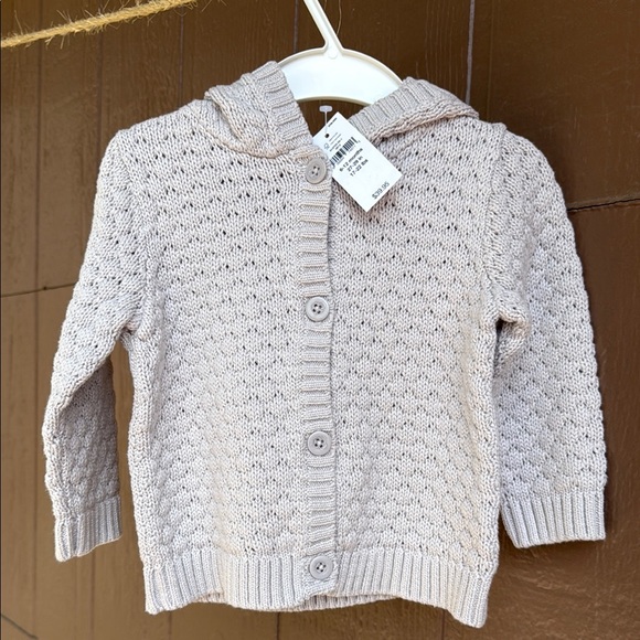Gap NWT Gray Knit Baby Sweater with Llama Hood - Picture 2 of 4